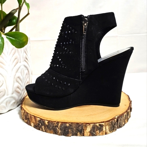 Bella Vita Black Rhinestone Wedge Sandal Size 7.5 – Peep Toe, Side Zip, Platform - Picture 4 of 6
